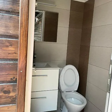 Vila Goldenhouse2 *